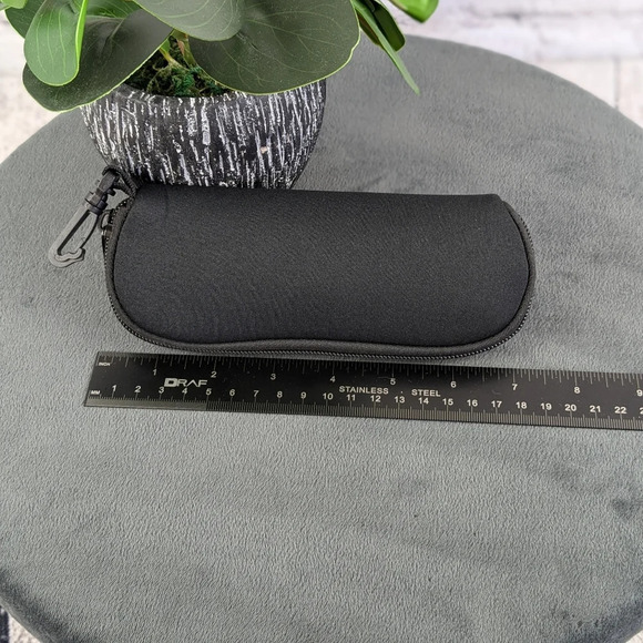 Black neoprene zippered glasses sunglasses case pouch - Picture 4 of 6